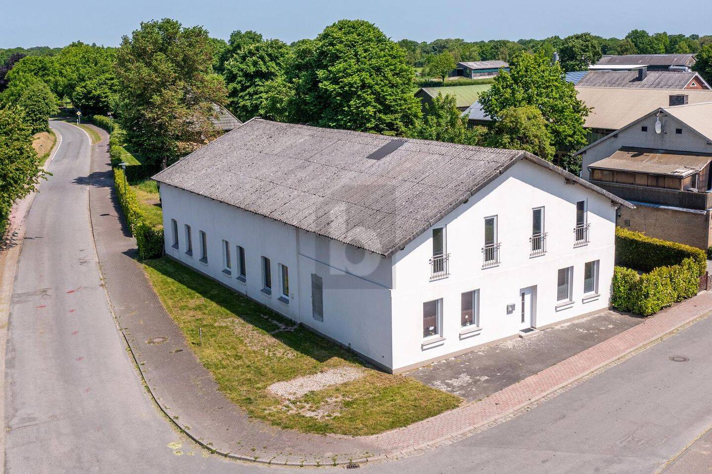 VIEL PLATZ, WERKSTATT & 300 M² AUSBAUPOTENZIAL, 24803 Tielen