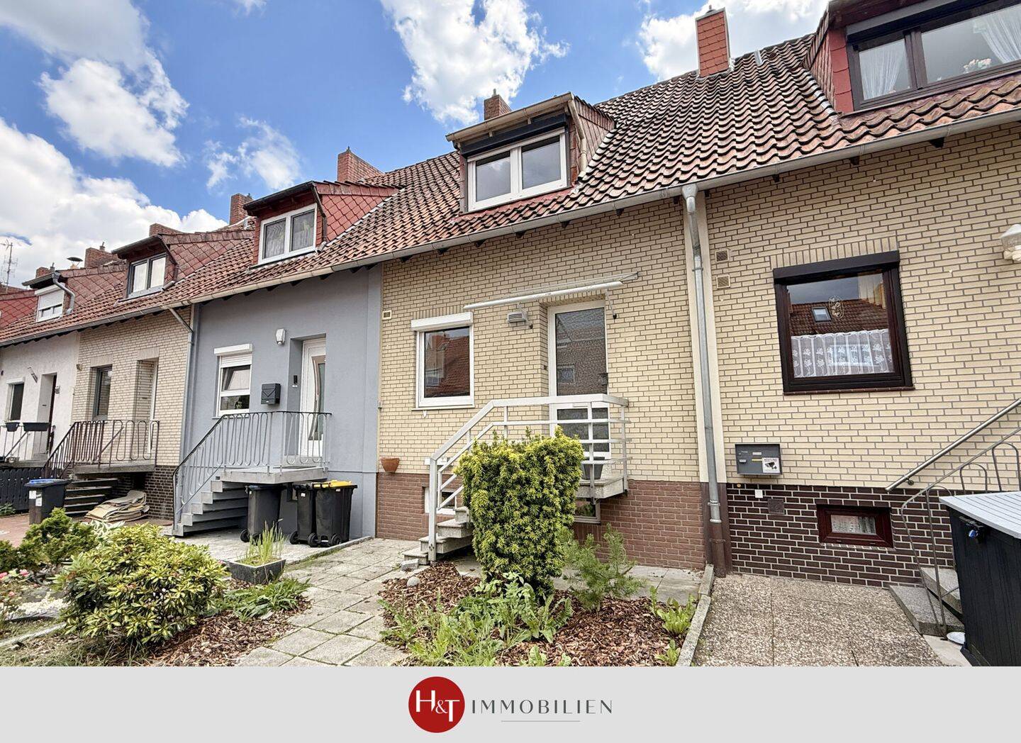 Reihenmittelhaus mit Südwest-Terrasse und Garage!, 28277 Bremen (Kattenesch Kattenturm)