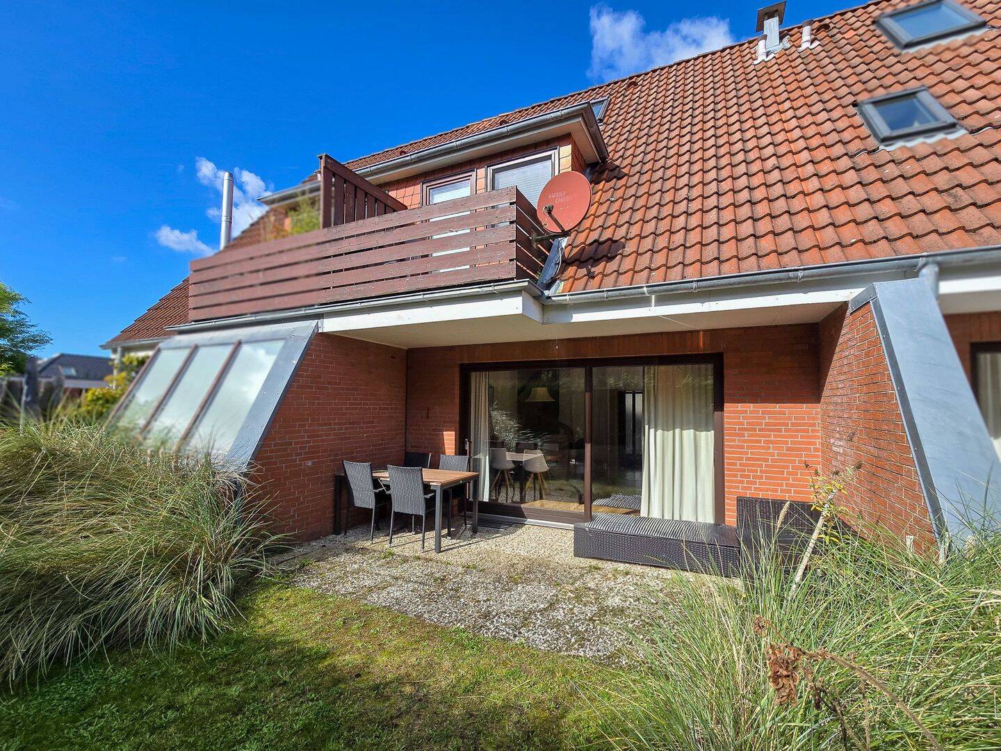 3-Zimmer-Hausscheibe mit Südterrasse, Balkon und Garage, 25826 Sankt Peter-Ording