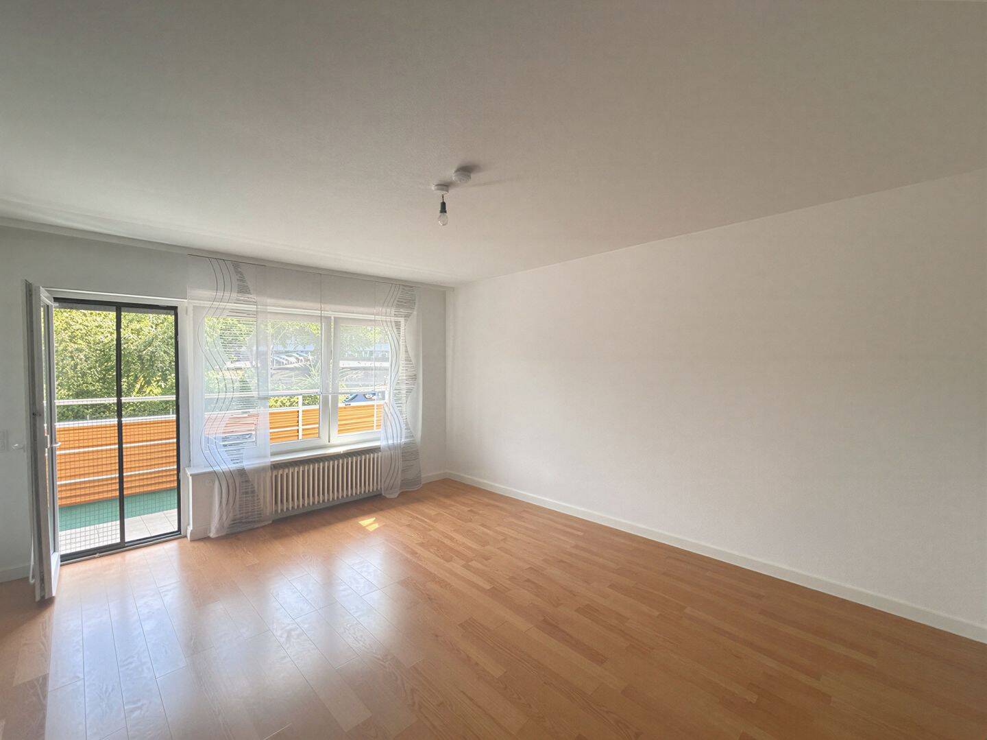 Einziehen oder vermieten – modernisierte 2-Zimmer-Wohnung in gefragter Lage von Dudweiler, 66125 Saarbrücken