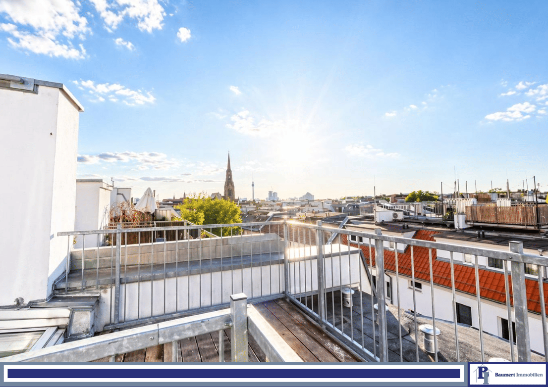 Exklusive Dachgeschosswohnung mit Kamin & Aufzug, 10249 Berlin (Friedrichshain-Kreuzberg Friedrichshain Prenzlauer Berg)