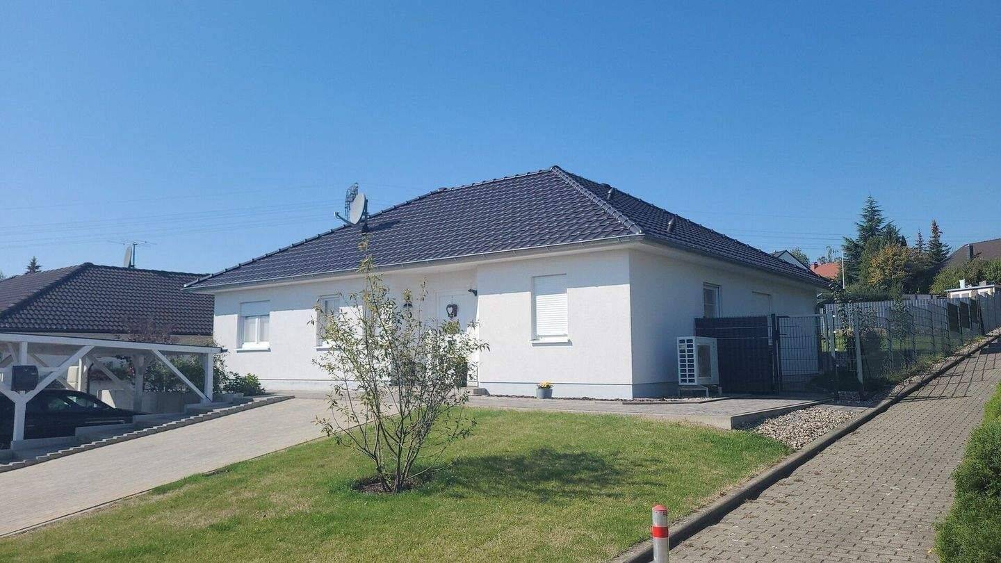letztes Grundstück für Bungalowneubau + Garage, PV-Anlage+Wallbox, Siedlung Lerchenberg, 4552 Borna
