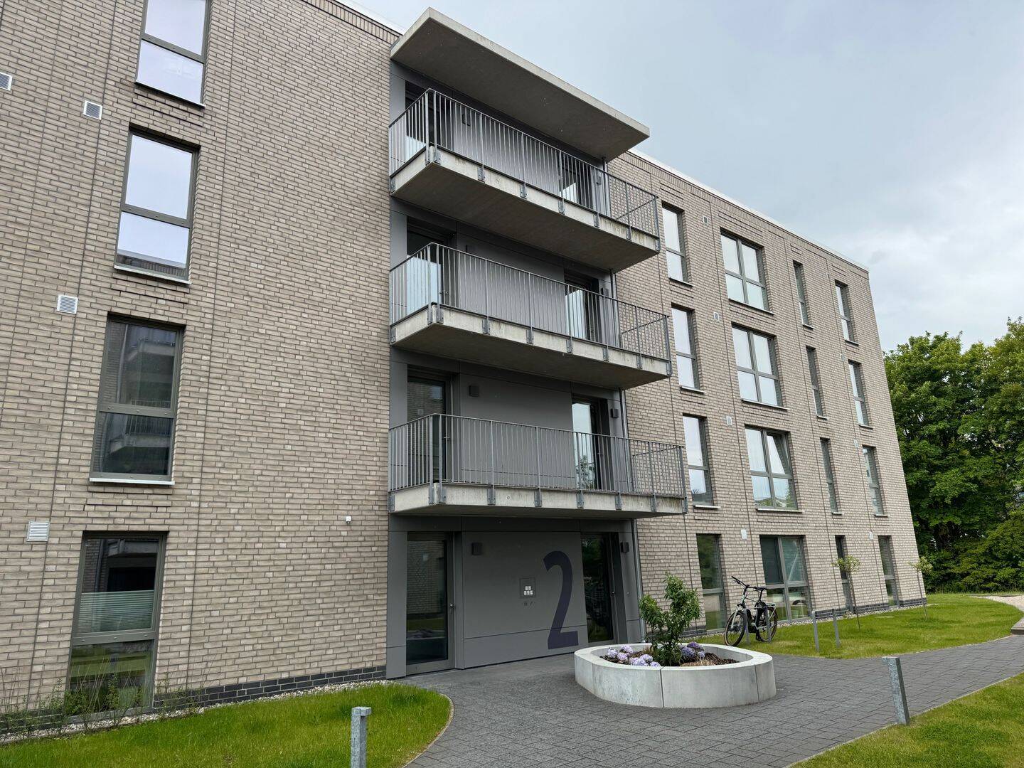 2-Zimmer-Wohnung mit Balkon/Loggia und Stellplatz, 24944 Flensburg (Fruerlund Mürwik)