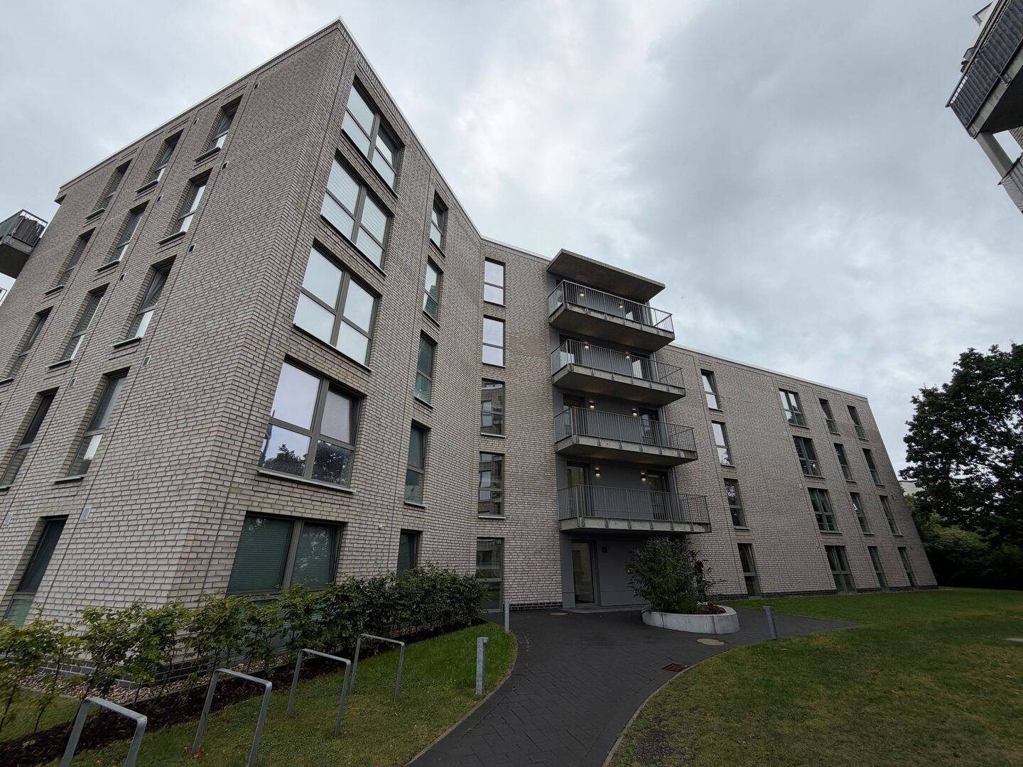 2-Zimmer-Wohnung mit Balkon/Loggia und Stellplatz, 24944 Flensburg (Fruerlund Mürwik)