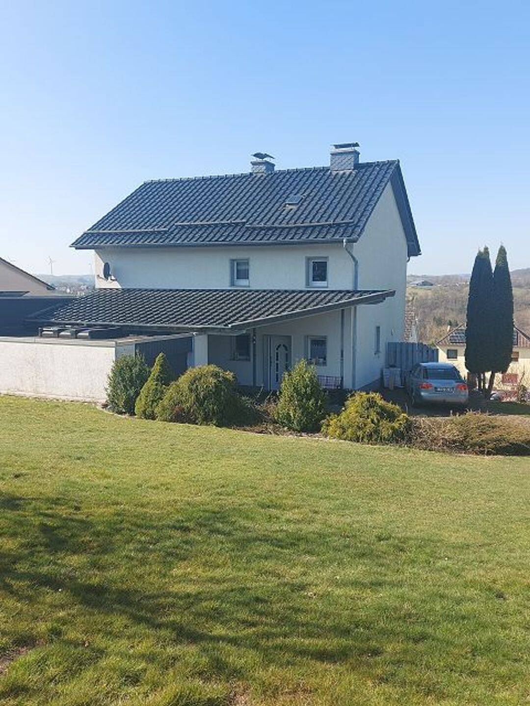 Einfamilienhaus mit Einliegerwohnung und gepflegten Garten in Sontra zu verkaufen, 36205 Sontra