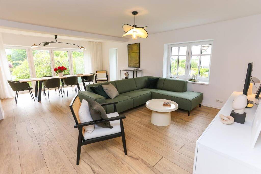 Wunderschöne vollmöblierte Wohnung im Stadtzentrum von Friedrichroda., 99894 Friedrichroda