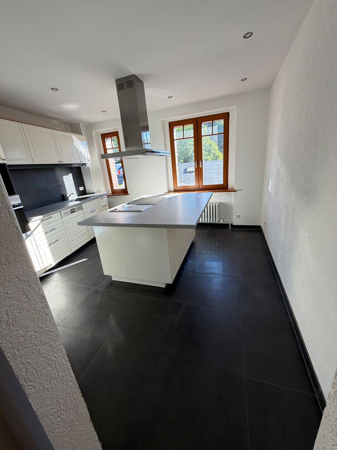 Stilvoll wohnen in Lübars: 4 Zimmer & luxuriöse Traumküche, 13469 Berlin (Reinickendorf)