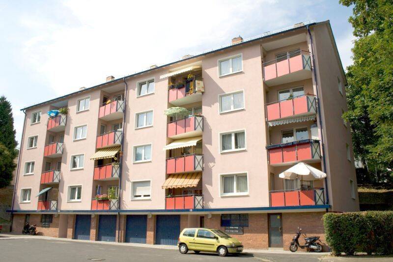 WI-Gräselberg I 2,5 Zimmer, Küche, Bad und Balkon, 65187 Wiesbaden (Biebrich Wiesbaden)