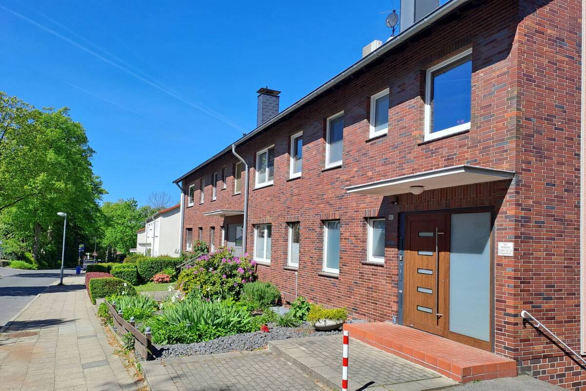 Willkommen zu Hause! 3½-R.-ETW mit Balkon, Garage & Gartenanteil nah am Kettwiger Städtchen, 45219 Essen (Kettwig)