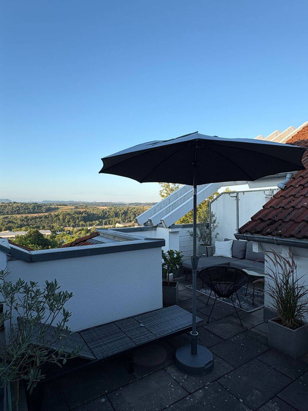 Ruhige 2,5 Zimmer Dachgeschosswohnung mit Ausblick, 73262 Reichenbach an der Fils