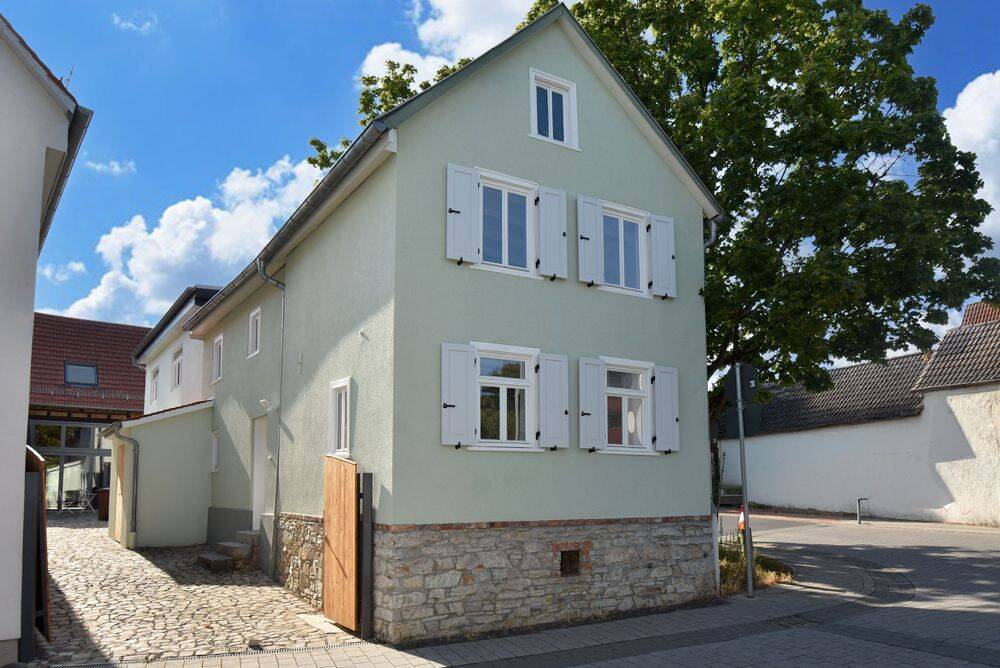 – Altstadtidylle im Doppelpack – zwei sanierte, kleine Häuser mit besonderem Flair, 65779 Kelkheim (Taunus)