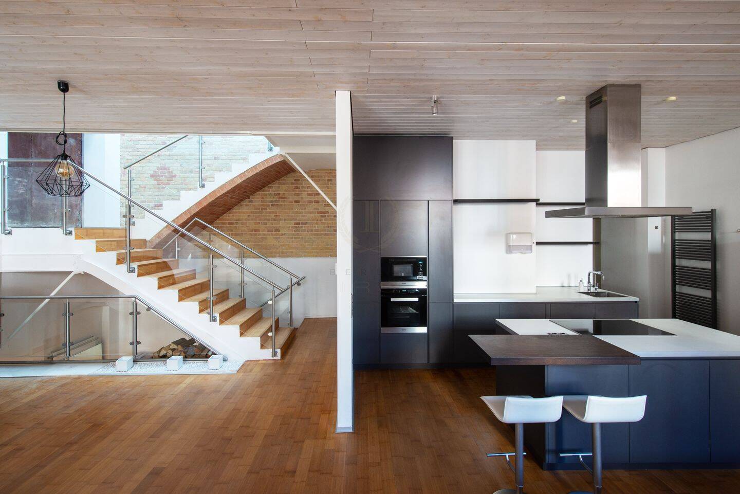 Historische Remise mit exklusivem Flair und Dachterrasse – im ruhigen Innenhof von Berlin-Mitte, 10115 Berlin (Mitte Wedding)