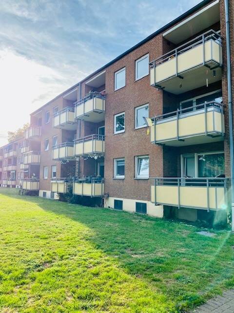 Zwei-Zimmer-Wohnung mit Balkon!