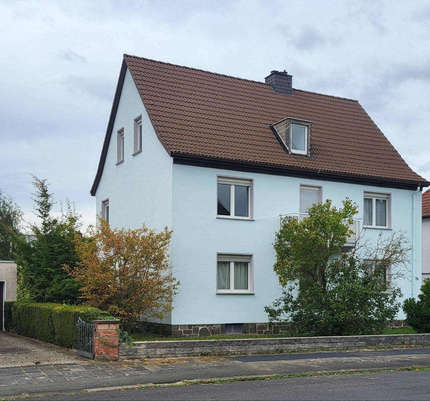 Helle Dachgeschosswohnung, ruhig und zentral gelgen, 35394 Gießen