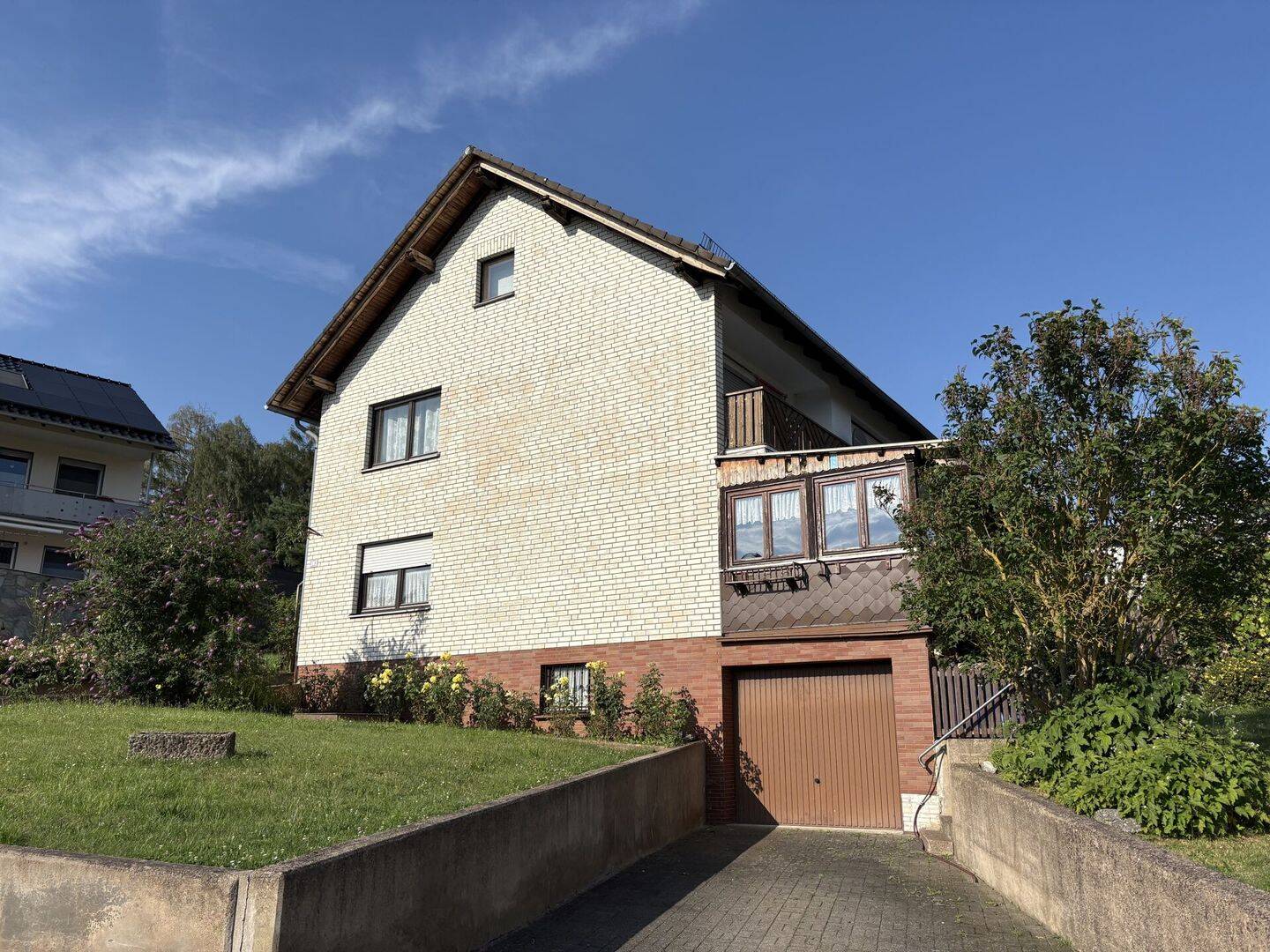 Großzügiges Einfamilienhaus sucht neuen Eigentümer, 37671 Höxter