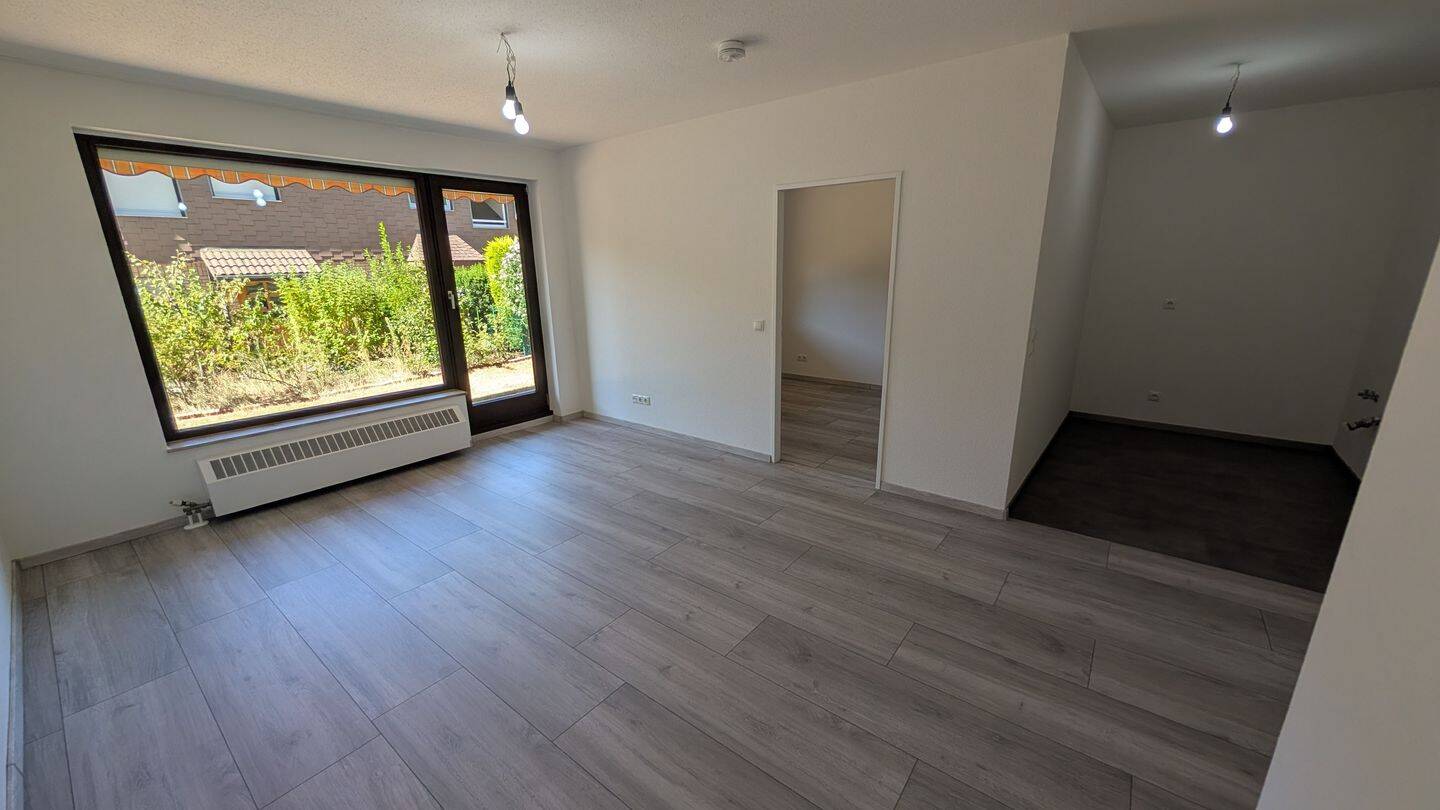 Traumhaftes Wohnen mit eigenem Garten & Terrasse – Frisch renoviert & super ruhig!, 45881 Gelsenkirchen (Schalke Schalke-Nord)