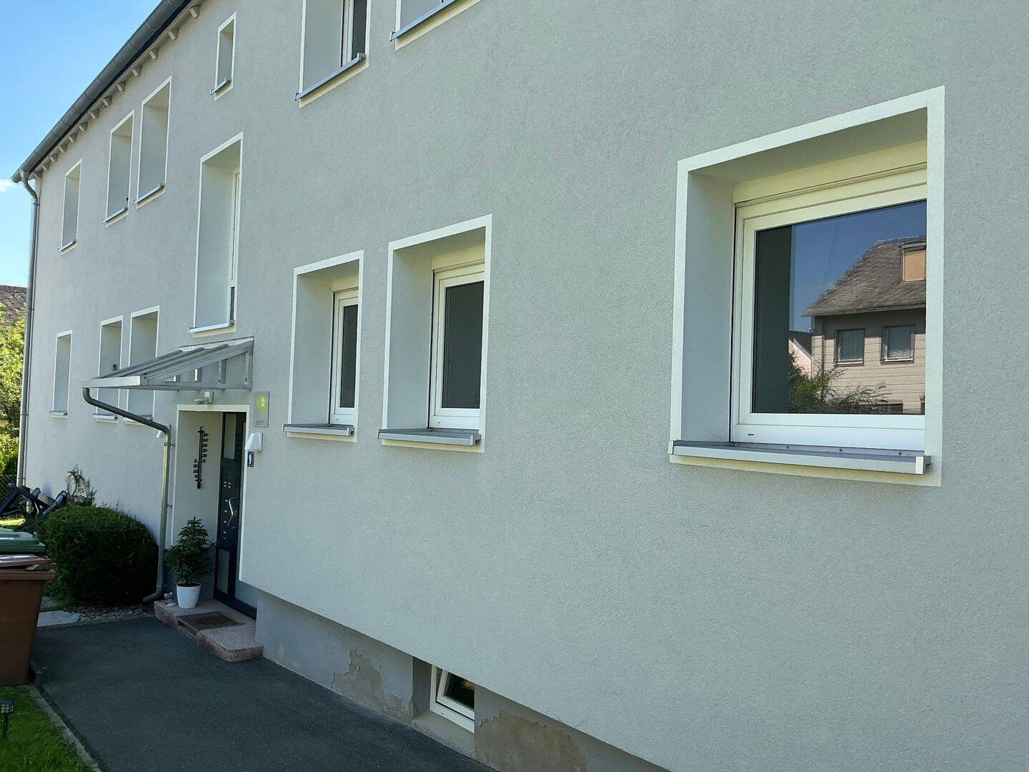 Großzügige 3-Zimmer-Wohnung im Erdgeschoss in 95213 Münchberg, 95213 Münchberg