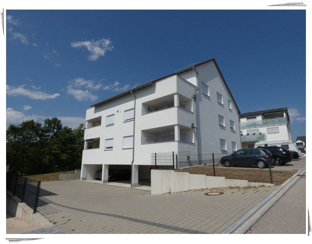 Moderne 3-Zimmer-Wohnung mit Balkon und Einbauküche in Feuchtwangen, 91555 Feuchtwangen