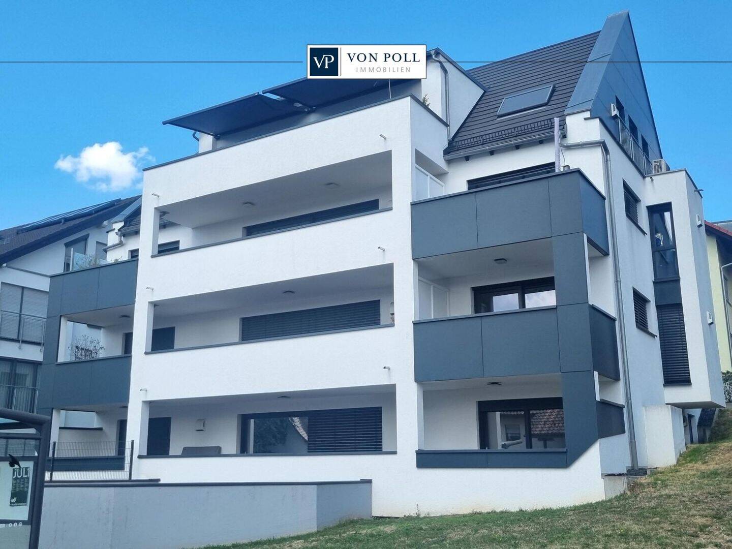 Sonnenlicht trifft Komfort: Barrierefreie Wohnung mit Südbalkon in top Lage, 75173 Pforzheim