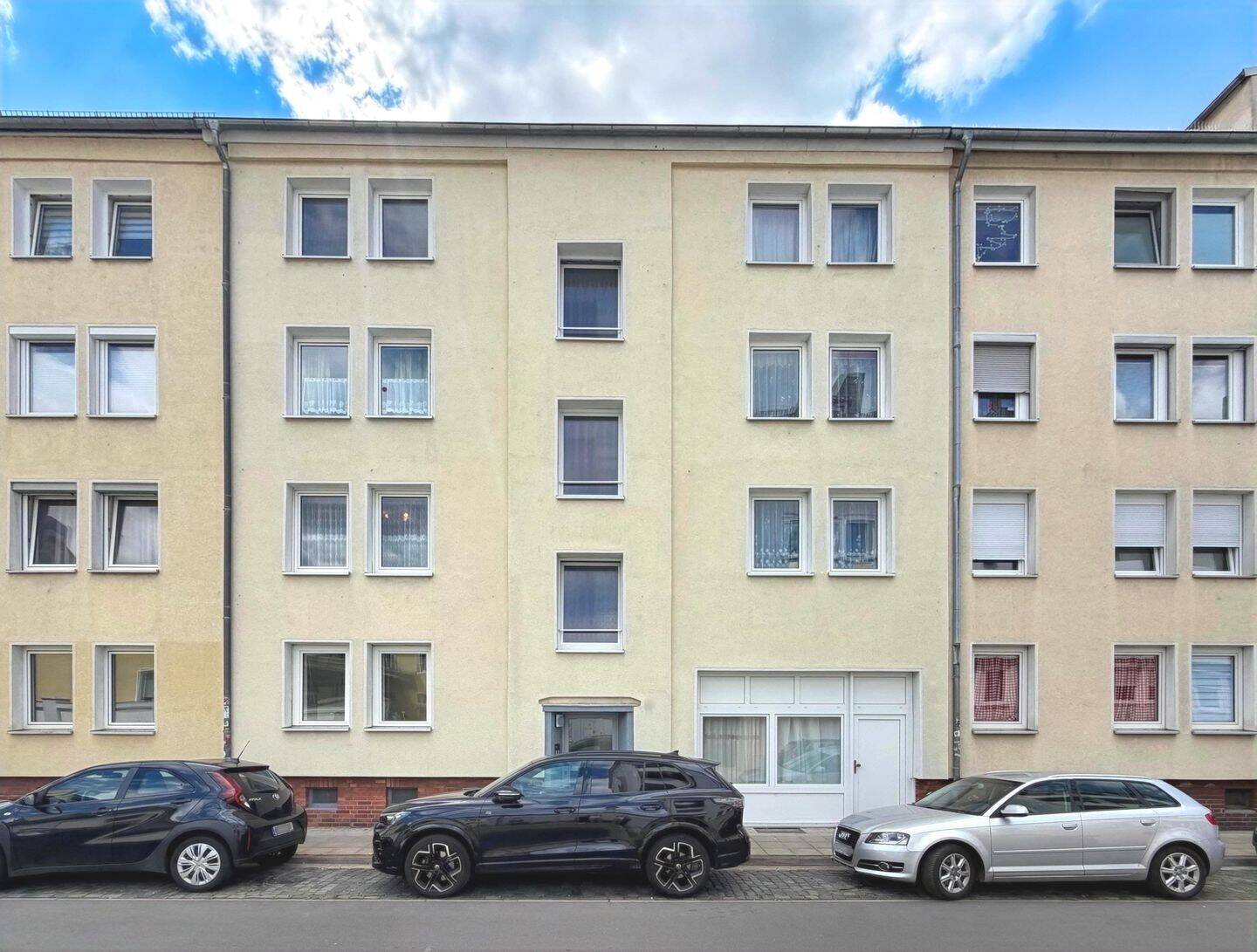 Gepflegte 2-Zimmer-Wohnung im Erdgeschoss mit Süd-Balkon in Hannover-Vahrenwald, 30161 Hannover