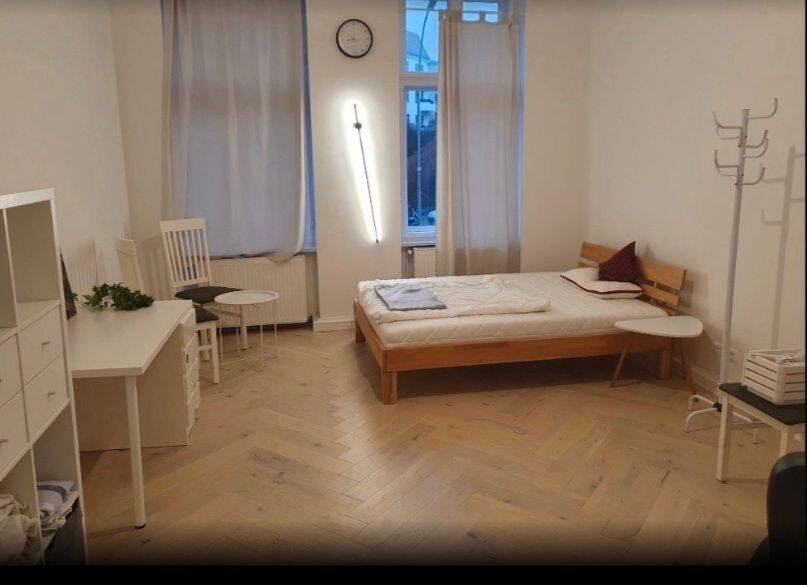 Ab 01.10. schöne 1 Zi. Wohnung, Küche, Bad in Steglitz, 12157 Berlin (Tempelhof-Schöneberg Friedenau Kolonie Grüne Aue Schöneberg Steglitz)