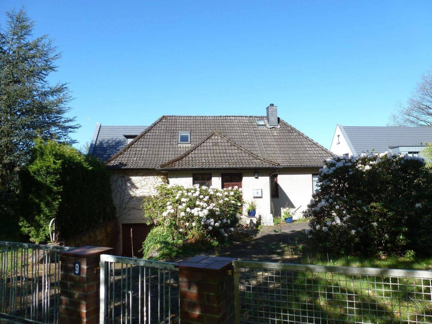 Einfamilienhaus/Grundstück in idealer Lage von Norderstedt, 22844 Norderstedt