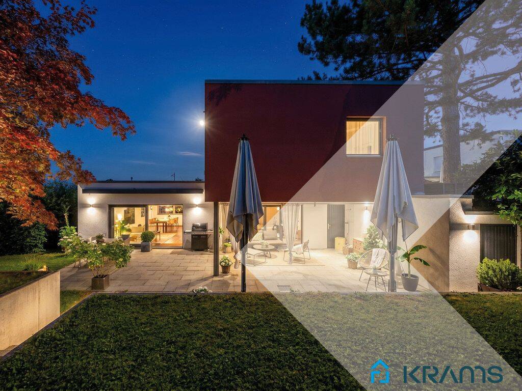 Zeitlose Architektur in Bestlage – stilvolles Wohnen mit Privatsphäre, 72766 Reutlingen