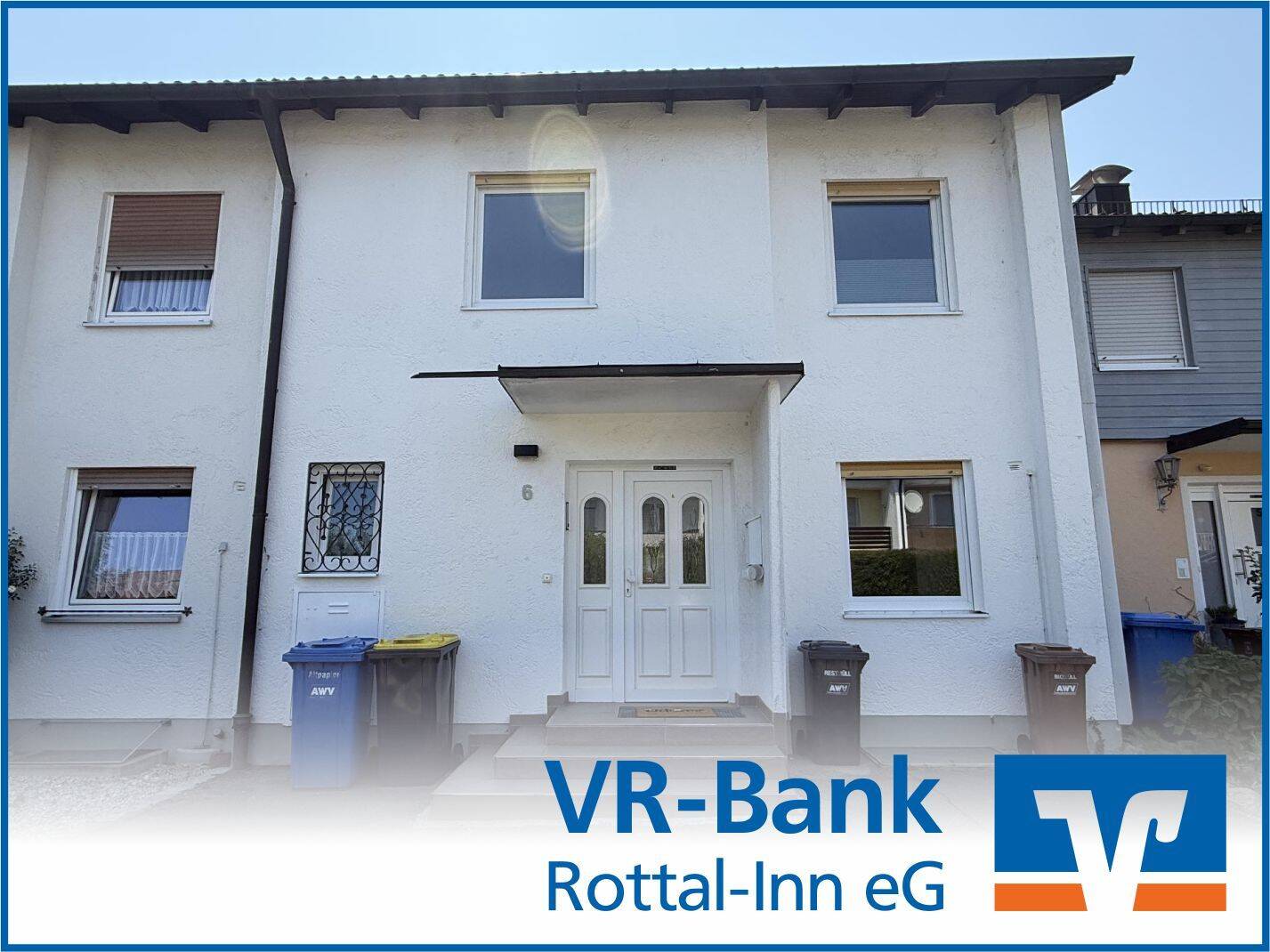 Wohnliches Reihenhaus mit Garage in zentrumsnaher Stadtlage in Simbach am Inn, 84359 Simbach a. Inn