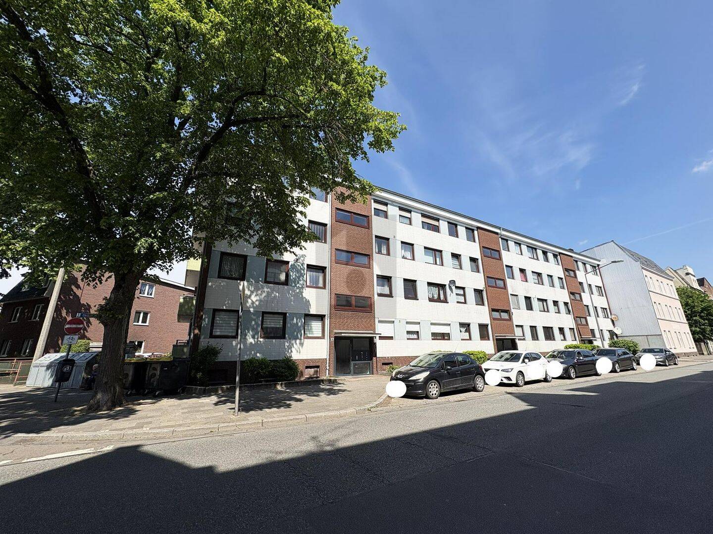 MODERNISIERT, ZENTRAL MIT SÜDBALKON, 24534 Neumünster (Innenstadt)