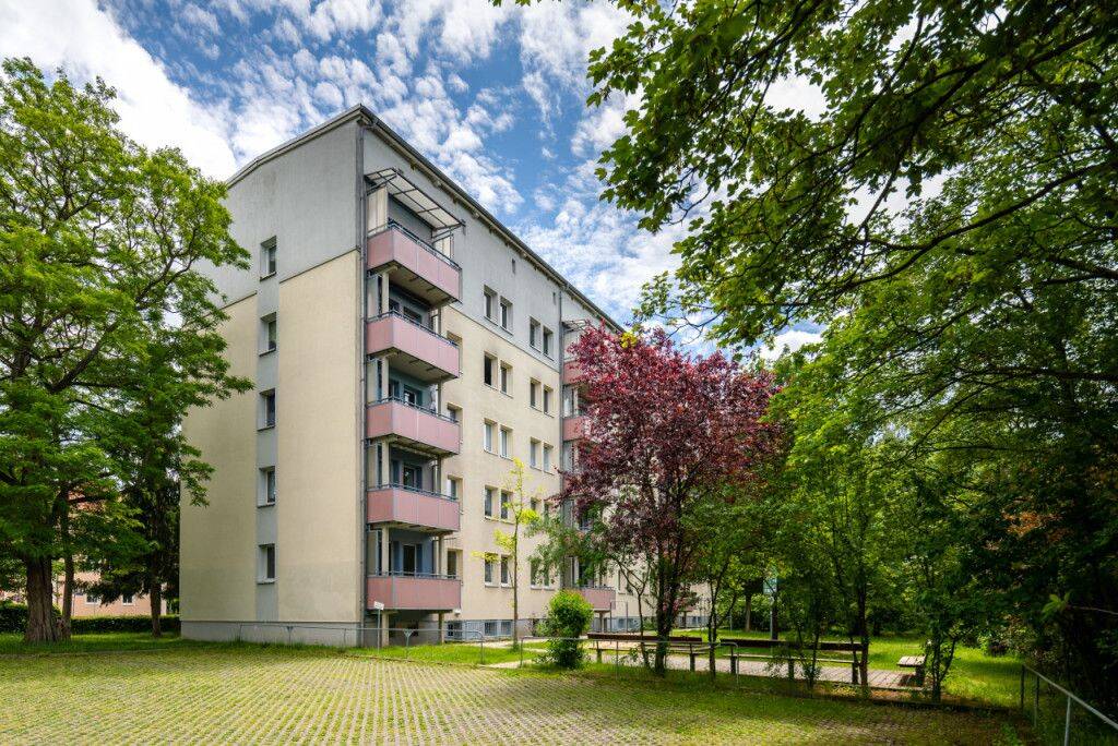 2-Raum-Wohnung in ruhiger Lage in Gorndorf, 7318 Saalfeld/Saale