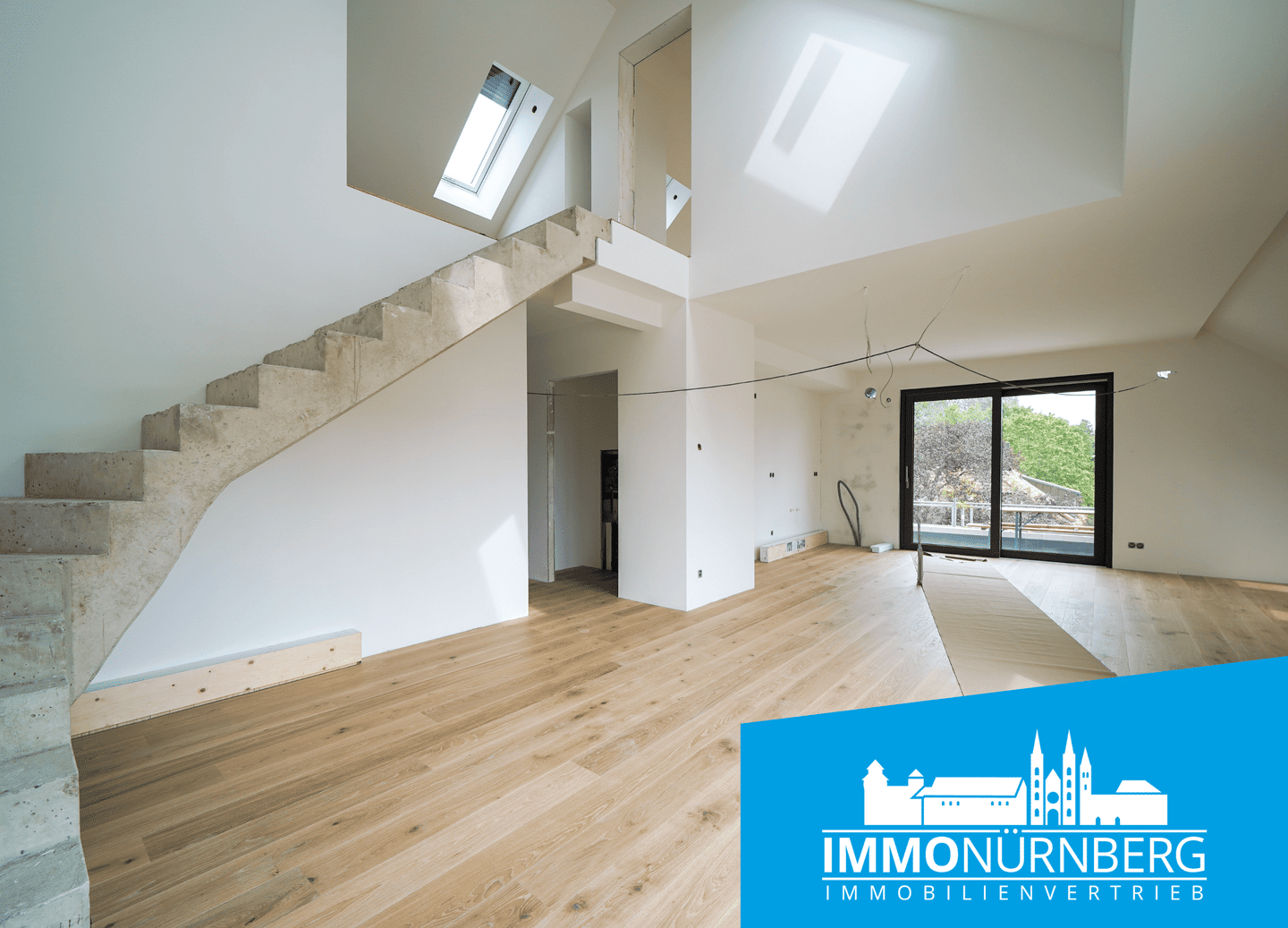 Maisonette mit offener Galerie und zwei Dachterrassen am Marienbergpark, 90425 Nürnberg