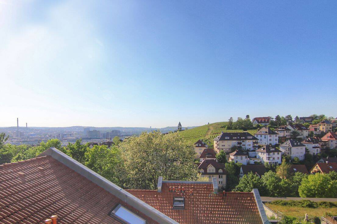3-Zimmer-DG-Wohnung (103 m²) mit EBK, Klimaanlage, Terrasse, Garten und ebenerdigem Zugang, 70327 Stuttgart