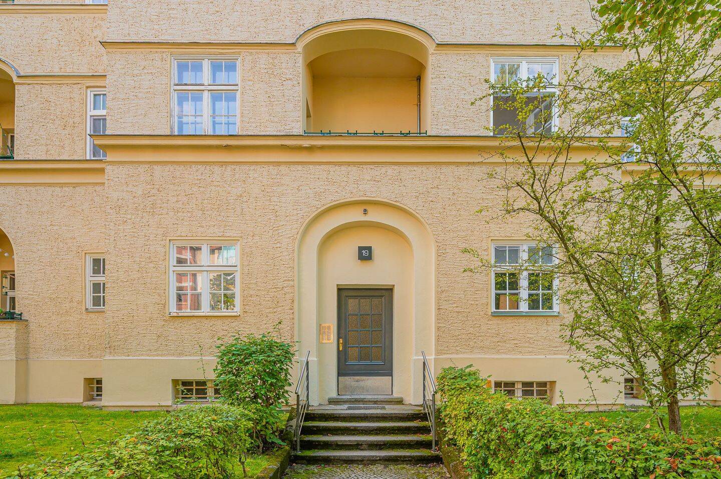 Urban, hell & mittendrin – dein neues 2-Zimmer-Zuhause, 14197 Berlin (Steglitz-Zehlendorf Friedenau Wilmersdorf)