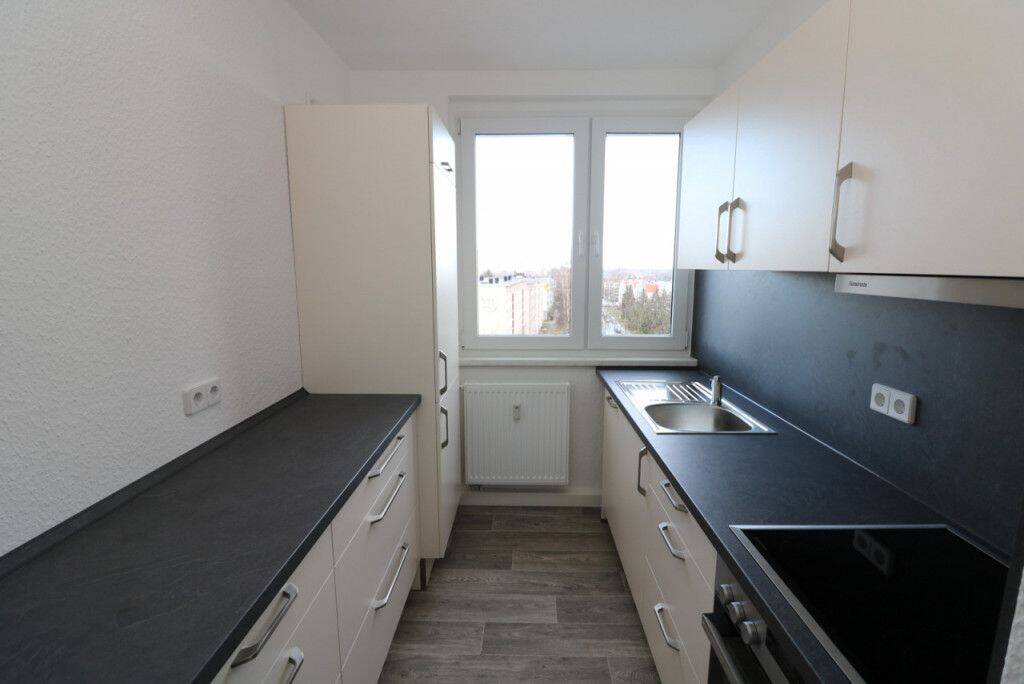 Das große Kochen-neu sanierte Wohnung mit EBK, Dusche & Balkon!!!, 9599 Freiberg