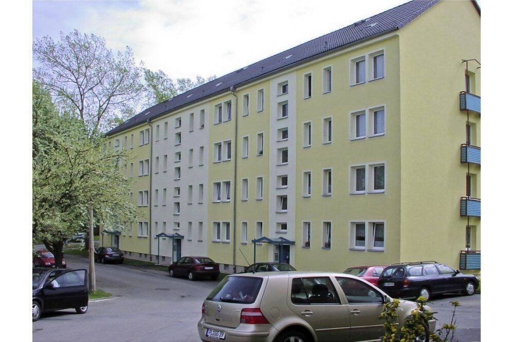 Kleine 3-Raum-Wohnung in schöner Lage von Reusa – mit Balkon, 8529 Plauen