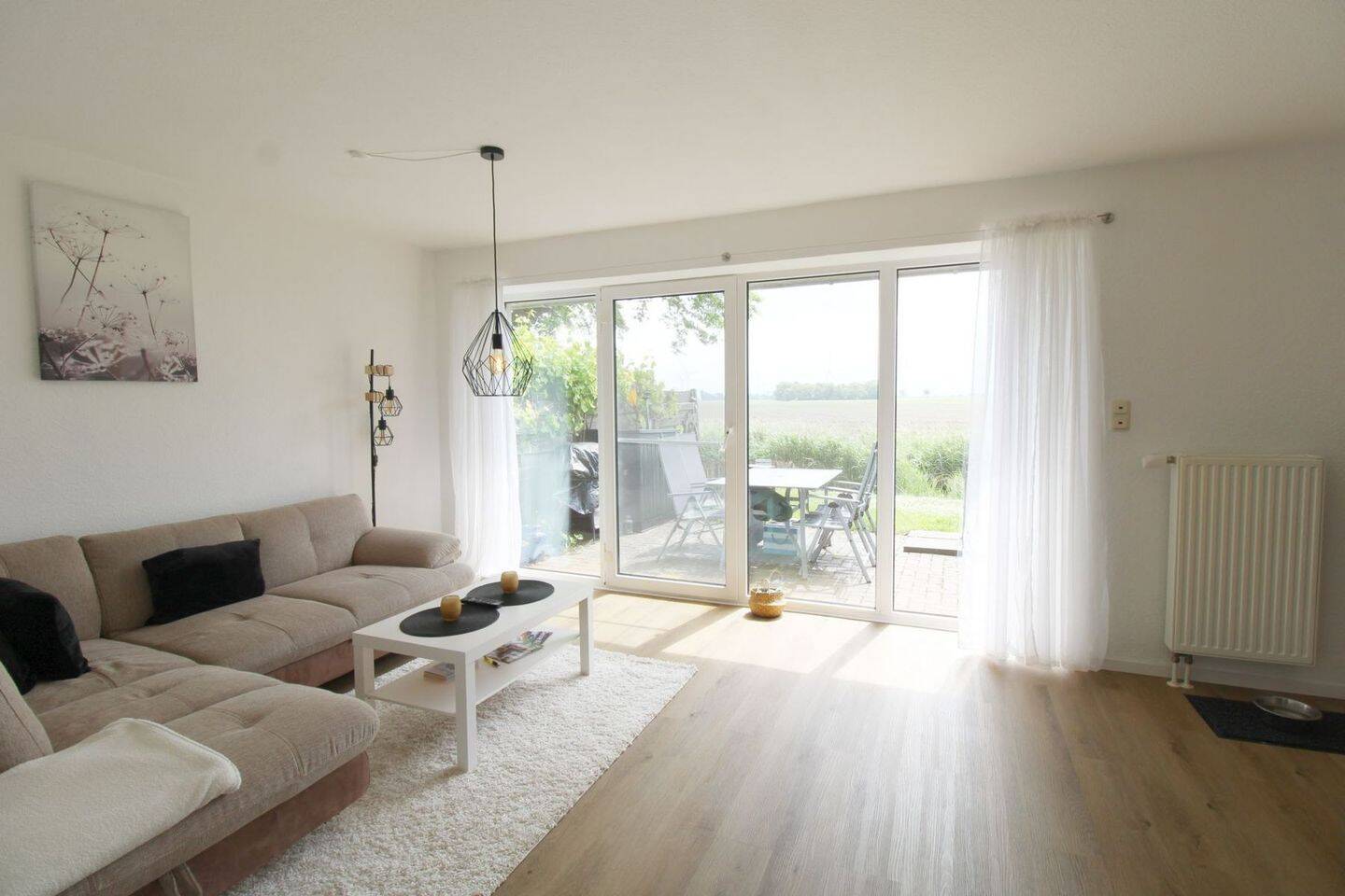 Nordsee abseits des Trubels – gepflegtes Domizil in Feldrandlage, 25718 Friedrichskoog