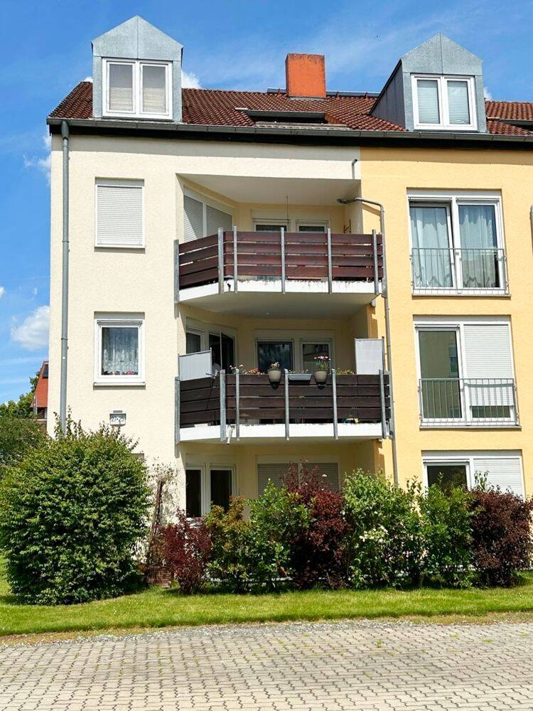 Großzügige und helle 2-Zimmer-Wohnung mit Balkon und TG-Stellplatz, 95448 Bayreuth