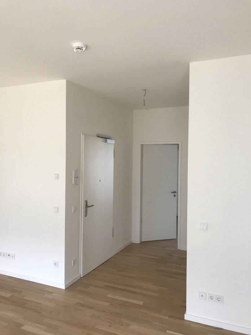 Modern 2-room apartment with balcony in Wasserstadt Mitte – 1st floor, 10557 Berlin (Mitte Hansaviertel Moabit Tiergarten)