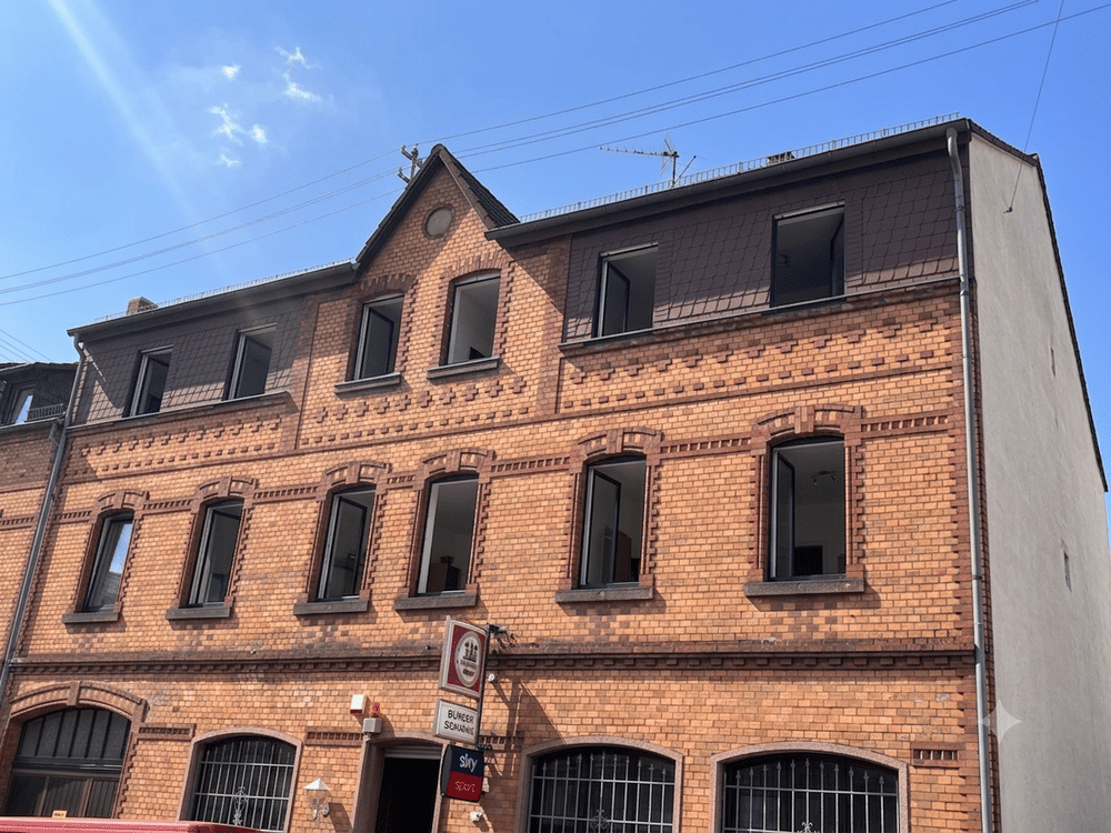 Gemütlichkeit unterm Dach! 2,5 Zimmer-DG-Wohnung in Wiesbaden-Bierstadt!, 65191 Wiesbaden (Bierstadt Sonnenberg Wiesbaden)