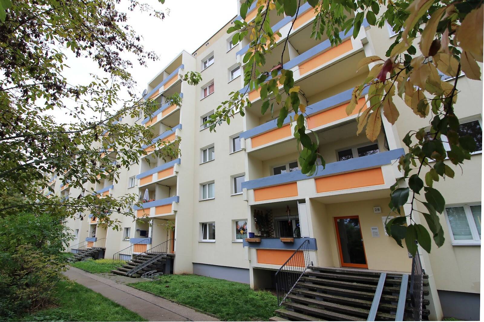 * Ferienwohnung * klein und gemütlich * Südpark *, 6124 Halle (Saale) (Saaleaue Südliche Neustadt Westliche Neustadt)