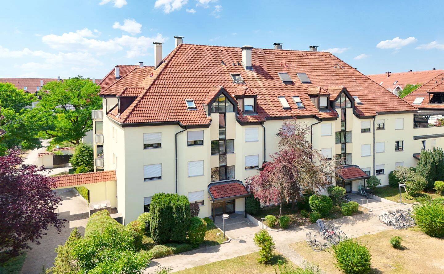 Erdgeschoss mit Garten – Bezugsfreie 3-Zimmer-Wohnung mit TG-Stellplatz im Universitätsviertel, 86159 Augsburg (Antonsviertel Hochfeld Innenstadt Universitätsviertel)
