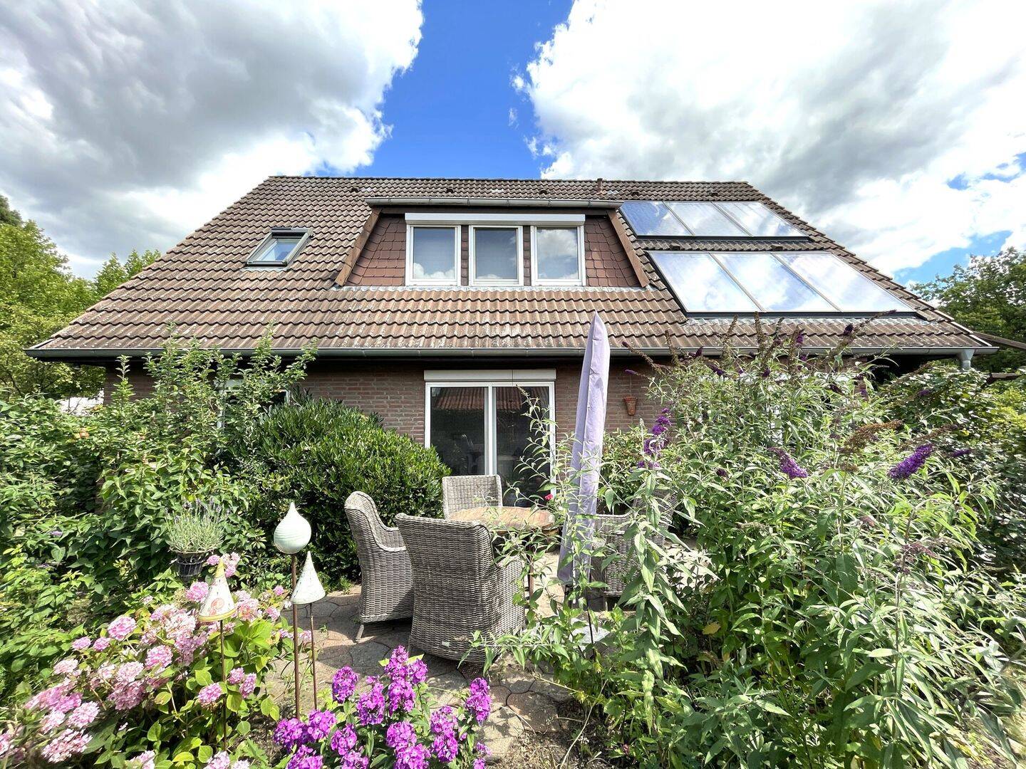 Großzügiges Einfamilienhaus mit Vollkeller und Carport in ruhiger Lage – Ratzeburg Vorstadt, 23909 Ratzeburg