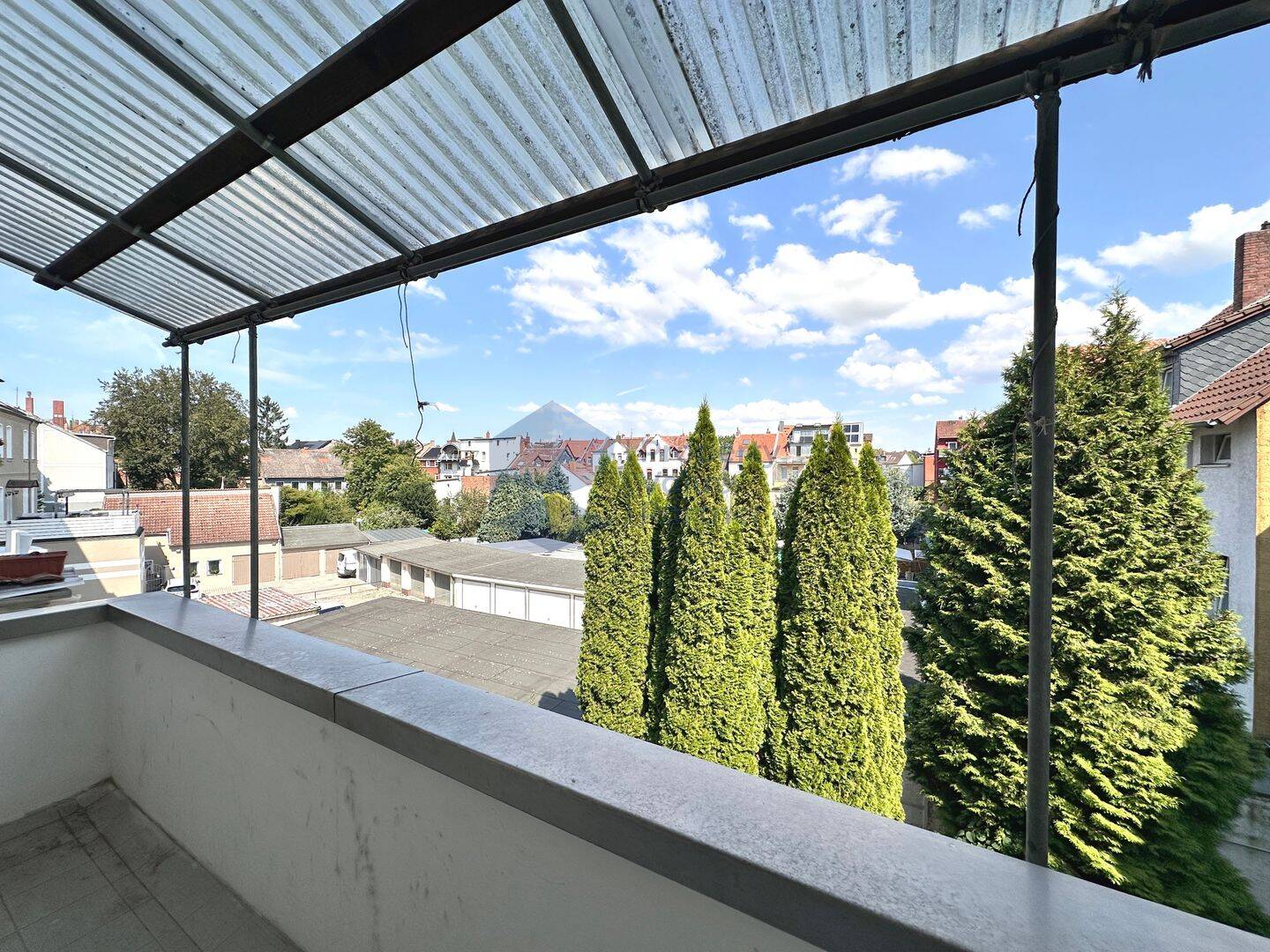 TOP Lage: 2-Zimmer-Wohnung mit überdachtem Balkon, 31141 Hildesheim