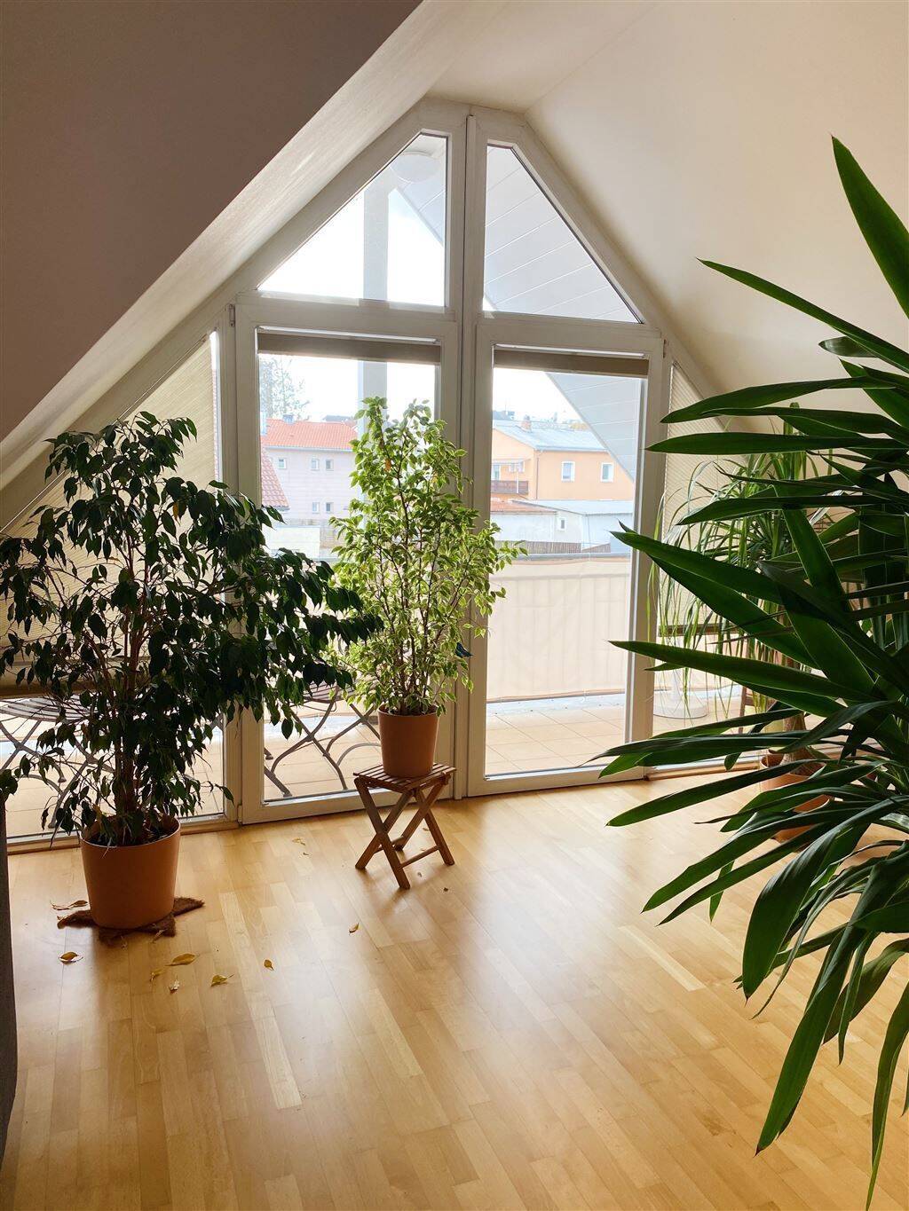 Lichterfüllte 3-Zimmer-Dachgeschoss-Wohnung in ruhiger Lage!, 94036 Passau (Abraham Haidenhof-Nord Haidenhof-Süd Heining Kohlbruck)