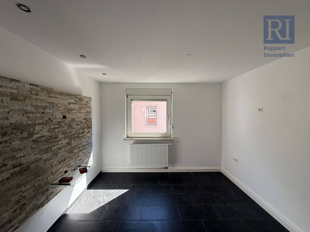 Kompakte 2-Zimmer-Wohnung in Heidingsfeld, 97084 Würzburg (Heidingsfeld Heuchelhof Rottenbauer)