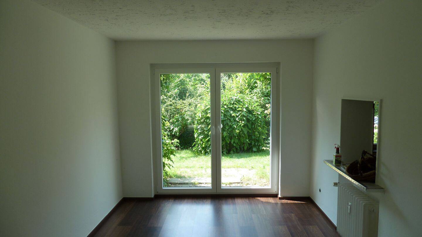 Großzügige 2-Zimmer-Wohnung mit Terrasse, Garten und Garage, 51379 Leverkusen (Opladen)