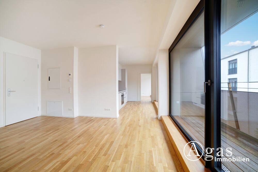 Wunderschöne und ruhige 3 Zimmer Wohnung mit ca. 82m², EBK und Balkon im Herzen von Mitte!, 10117 Berlin (Mitte)