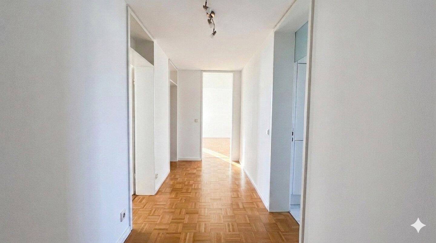 Großzügige 3,5 Zi Wohnung mit Balkon & EBK, frisch renoviert gute Anbindung in Bissingen, 74321 Bietigheim-Bissingen