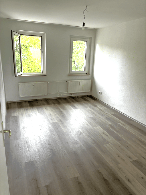 Helle 1-Zimmer-Wohnung mit großer Küche und Tageslichtbad!, 45359 Essen (Bedingrade Frintrop Schönebeck)