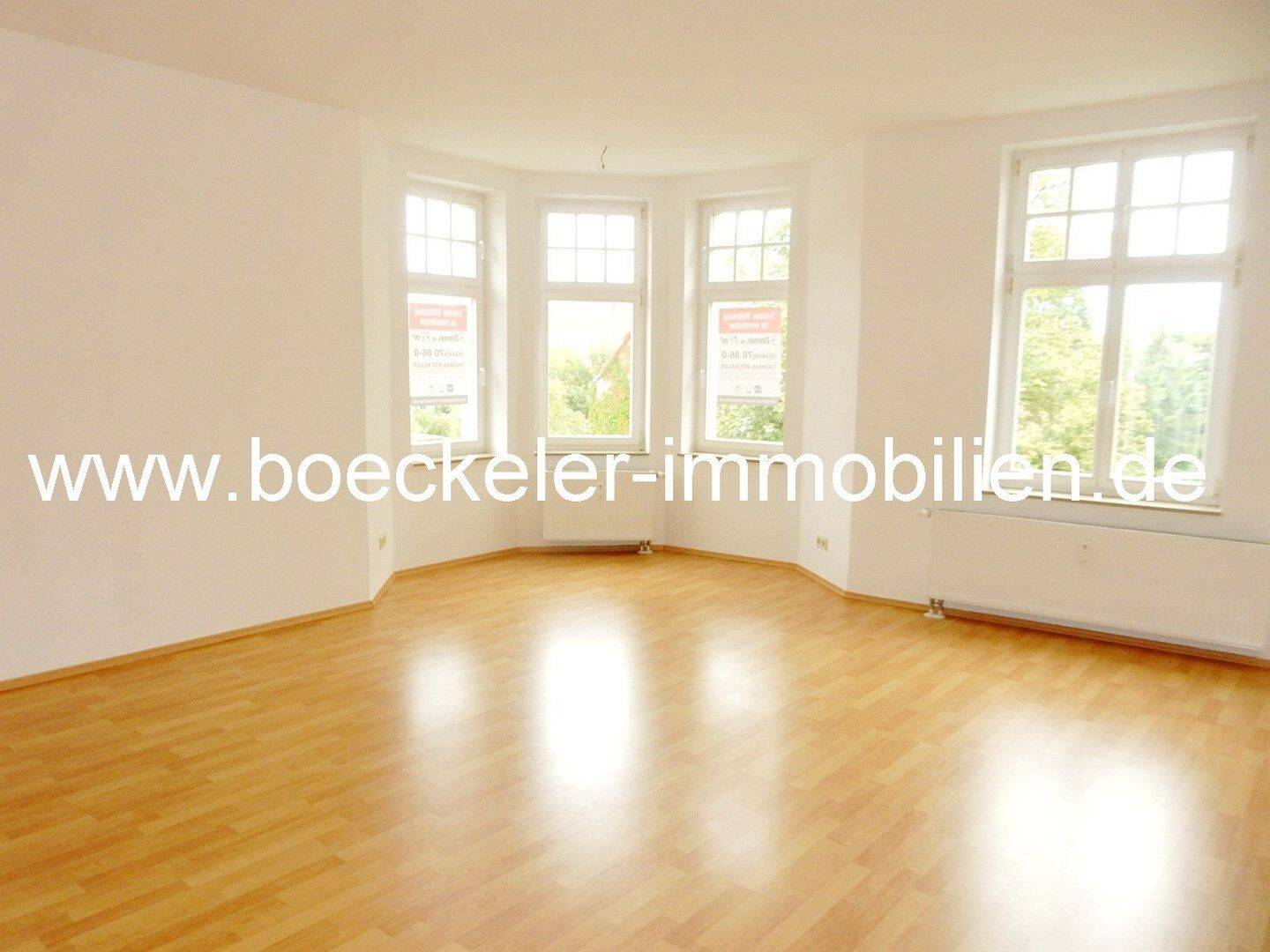 Attraktive 2-Zimmer-Wohnung mit großzügigem Wohngefühl !